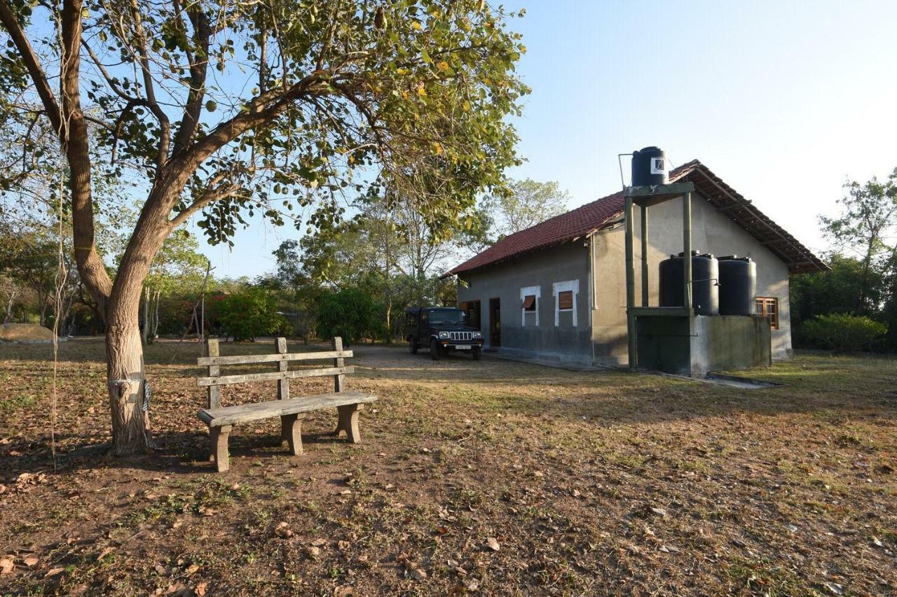 Captain'S Bird Safari Lodge Puttalam Exterior foto